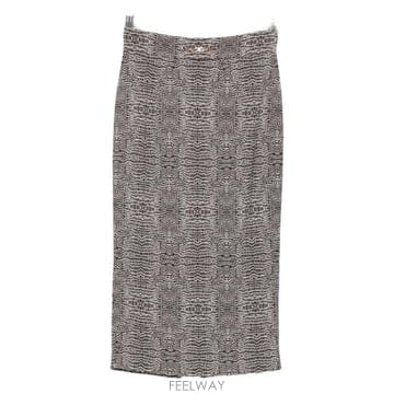 Elisabetta Franchi 25FW �����ں�Ÿ����ġ �̵� ��ĿƮ GO14157E2 110 BLACK25FW �����ں�Ÿ����ġ �̵� ��ĿƮ GO14157E2 110 BLACK