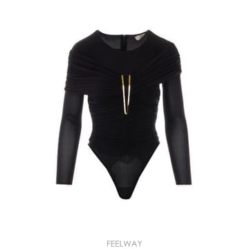 Elisabetta Franchi 26FW �����ں�Ÿ����ġ �ٵ��Ʈ Ƽ���� BO04267E2 110 BLACK26FW �����ں�Ÿ����ġ �ٵ��Ʈ Ƽ���� BO04267E2 110 BL