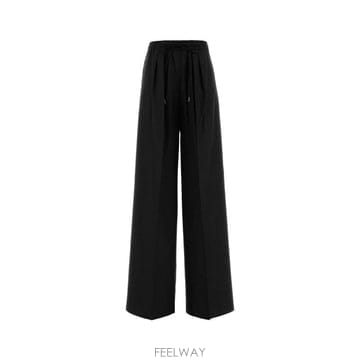 Max Mara 26FW �������� ��Ʈ����Ʈ ���� 2621136153600 005 Black26FW �������� ��Ʈ����Ʈ ���� 2621136153600 005 Black