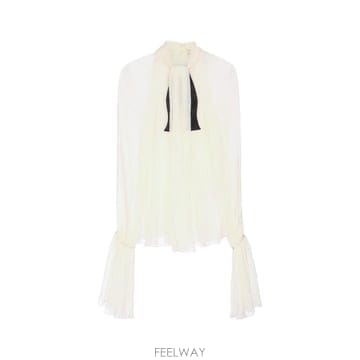 Elisabetta Franchi 26FW �����ں�Ÿ����ġ ����콺 CA21167E2 E84 BURRONERO26FW �����ں�Ÿ����ġ ����콺 CA21167E2 E84 BURRONERO