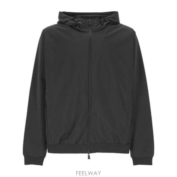 Herno 26SS ������ ���� JC000079U 560319300 Black26SS ������ ���� JC000079U 560319300 Black