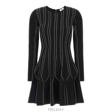 Elisabetta Franchi 26FW �����ں�Ÿ����ġ �̵� ���ǽ� AM39Q67E2 685 NERO BURRO26FW �����ں�Ÿ����ġ �̵� ���ǽ� AM39Q67E2 685 NERO B