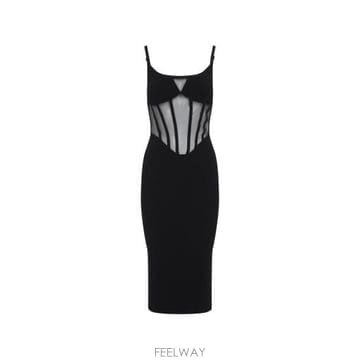 Elisabetta Franchi 26FW �����ں�Ÿ����ġ ���ǽ� AM51S67E2 110 BLACK26FW �����ں�Ÿ����ġ ���ǽ� AM51S67E2 110 BLACK