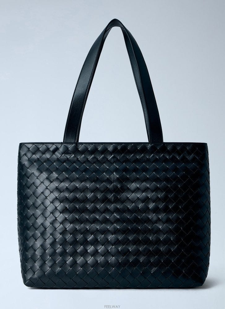 Bottega Veneta 26 F/W ���װ� ����Ÿ ���� ���׸�ġ���� ���� ��Ʈ�� 795628 B011252341026 F/W ���װ� ����Ÿ ���� ���׸�ġ���� ���� ��Ʈ�� 795