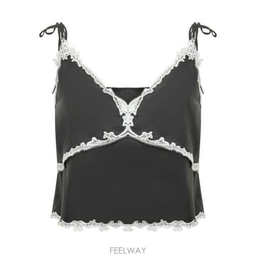 PINKO 26SS ���� �μҸ� Ƽ���� 106893A3AV ZCB NERO PANNA26SS ���� �μҸ� Ƽ���� 106893A3AV ZCB NERO PANNA