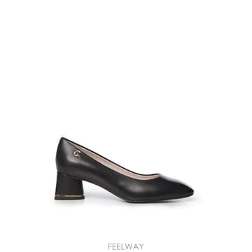 COCCINELLE 26FW ��ġ�ڸ� �� ������ E4U1L130101 001 BLACK26FW ��ġ�ڸ� �� ������ E4U1L130101 001 BLACK