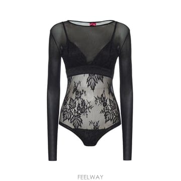 PINKO 26SS ���� �ٵ��Ʈ Ƽ���� 106272 A33EZ99 BLACK26SS ���� �ٵ��Ʈ Ƽ���� 106272 A33EZ99 BLACK