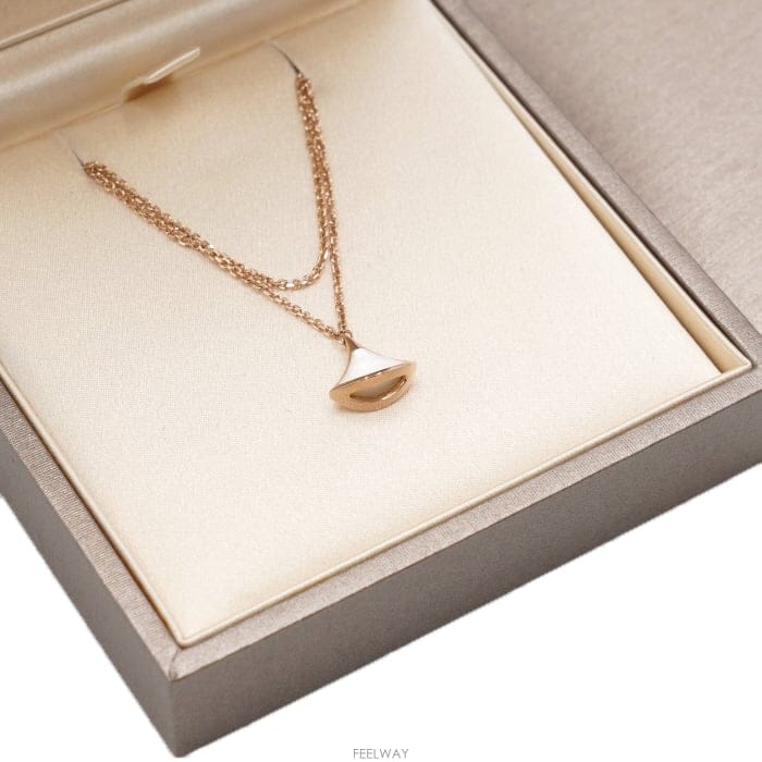 BVLGARI �Ұ��� 358422 18K������(��ũ���) ��ٽ� �帲 ���������� SM �극�̽��� ���� ����aa68388�Ұ��� 358422 18K������(��ũ���) ��ٽ� �帲 ������