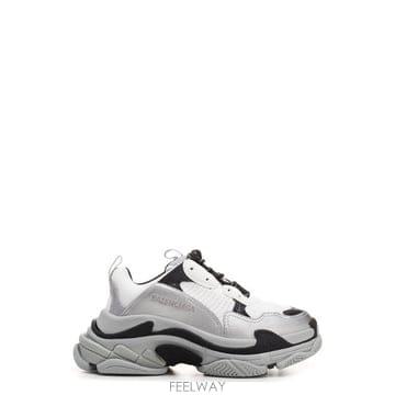 Balenciaga Balenciaga Ʈ���� S ���̽��� ����Ŀ�� 524039W2FS5 1250 TP980336088Balenciaga Ʈ���� S ���̽��� ����Ŀ�� 524039W2FS5 1250