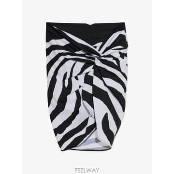 Balmain 26 FW �߸� ����� ����Ʈ Ʈ����Ʈ ������ �̴� ��ĿƮ BKG412530118 TP46037343826 FW �߸� ����� ����Ʈ Ʈ����Ʈ ������ �̴� ��ĿƮ B