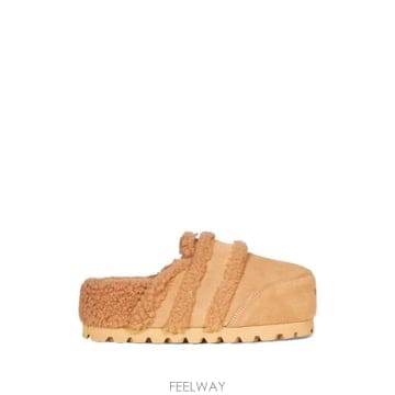 | Other Brand | 26 FW Inuikii Cozy shearling trim mules 10060050011 TP46037726 FW Inuikii Cozy shearling trim mules 10060050011 TP