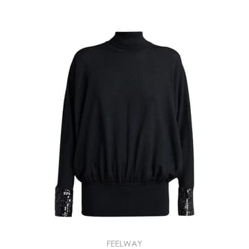 26 FW 발렌티노 가라바니 시퀸 장식 터틀넥 스웨터 BKC76QAJM TP460420171