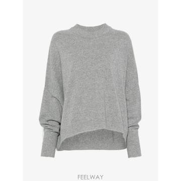 | Other Brand | 26 FW Lorena Antoniazzi drop shoulder sweater A26120GM62A24726 FW Lorena Antoniazzi drop shoulder sweater A26120GM