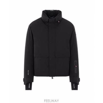 Moncler FW26[��Ŭ���� �׷����] �ٿ����� 1A000 09 597S5999 [B0]FW26[��Ŭ���� �׷����] �ٿ����� 1A000 09 597S5999 [B0