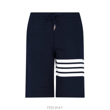 Thom Browne �δ��� THOM BROWNE ����� ���̺� �����δ��� THOM BROWNE ����� ���̺� ����