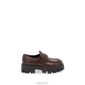 PRADA �δ��� PRADA ����� ���� �����δ��� PRADA ����� ���� ����