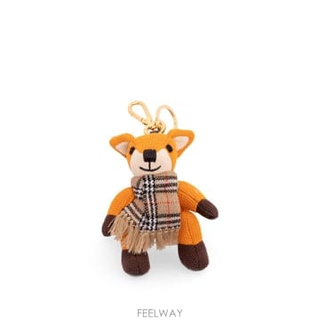 인더샵 BURBERRY 버버리 오렌지 키링