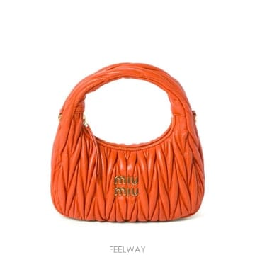 Miu Miu ���Ϲ�� �̿�̿� ���� ��Ʋ�� ��Ʈ ����Ϲ�� �̿�̿� ���� ��Ʋ�� ��Ʈ ��
