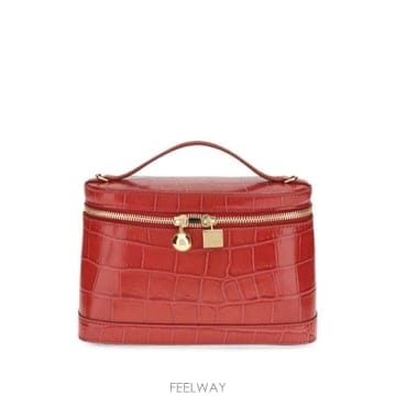 Jacquemus 26FW ��ũ���� ���� BAW00479AC07A20 470 RED26FW ��ũ���� ���� BAW00479AC07A20 470 RED