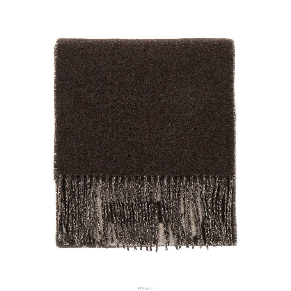 Jacquemus 26 F/W ��ũ���� ��ī�� �ΰ� �� ��ī�� ACU00435080 B013234678626 F/W ��ũ���� ��ī�� �ΰ� �� ��ī�� ACU00435080 B013