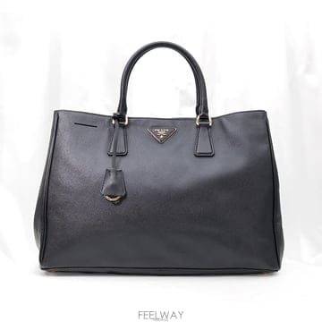 PRADA �߰���ǰ�Ǵ��� / Prada(�����) BN1844 ���� ���ǾƳ� ���� ���� Ʈ���̾ޱ� �ΰ� ���߰���ǰ�Ǵ��� / Prada(�����) BN1844 ���� ���ǾƳ� ��