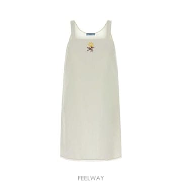 26FW 프라다 원피스 P3S59RSOOO122G F0009 White