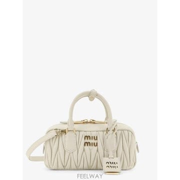 Miu Miu [N85]�̿�̿� 5BB142VOON ���� ũ�ν��� ����� ���۹� MIU MIU Arcadie quilted[N85]�̿�̿� 5BB142VOON ���� ũ�ν��� ����� ���۹� M