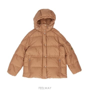26 F/W 몽클레어 PIUMINO CORTO HIMALAYA 베이지 B0742501477