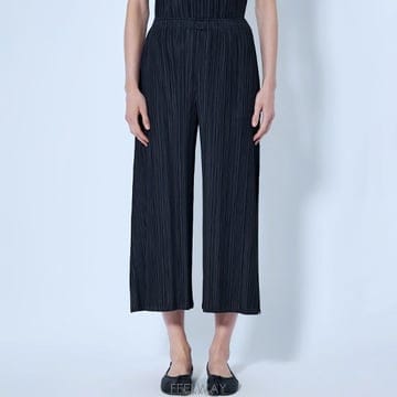 Issey Miyake 26 FW �ø����ø��� �̼��̹̾��� Mellow ��ο� ũ�� ���� PP68JF283 1526 FW �ø����ø��� �̼��̹̾��� Mellow ��ο� ũ�� ��