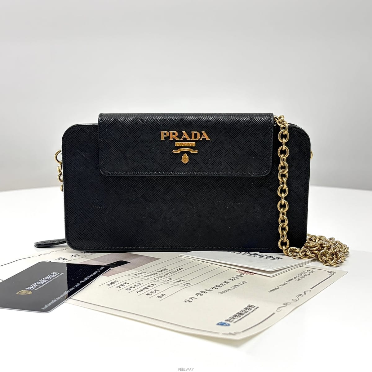 PRADA ����� ���ǾƳ� ���� ü�� ũ�ν��� ��������� ���ǾƳ� ���� ü�� ũ�ν��� ����