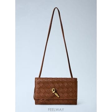 Bottega Veneta 26 FW ���װ� ����Ÿ ���� Andiamo Slim Pouch On Strap 836940 VCPP2 2326 FW ���װ� ����Ÿ ���� Andiamo Slim Pouch On Strap 8
