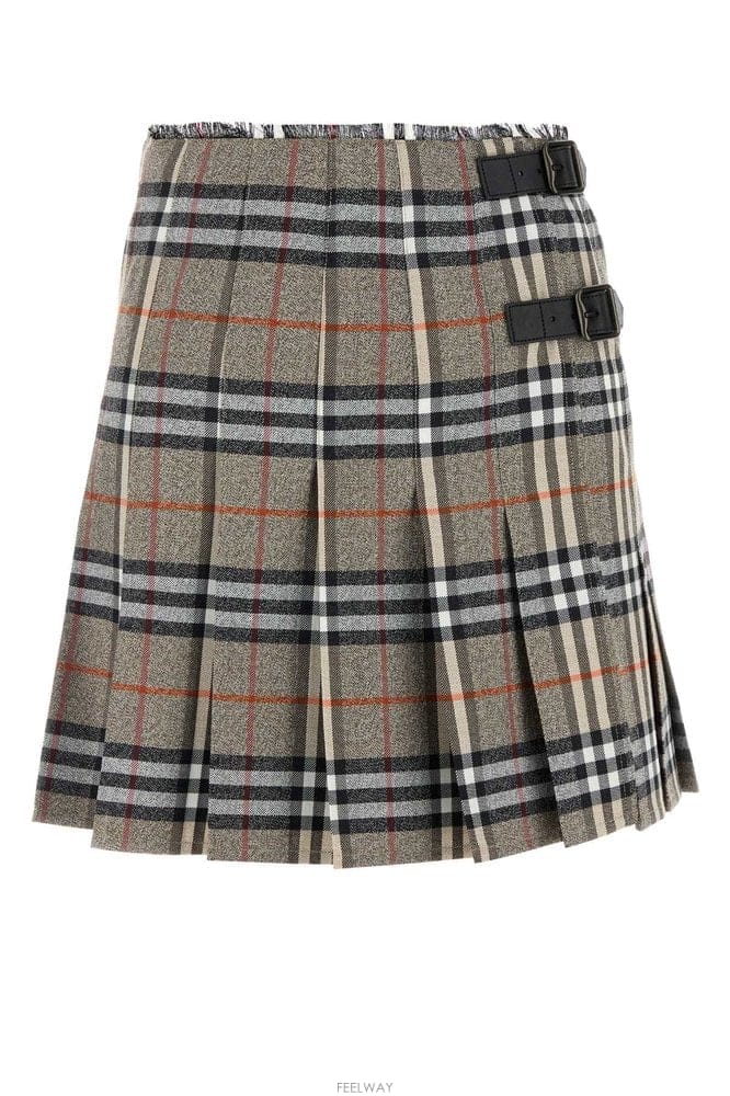 Burberry ������ AU25WWGIU43003 8113042 C3142 B0441704868������ AU25WWGIU43003 8113042 C3142 B0441704868