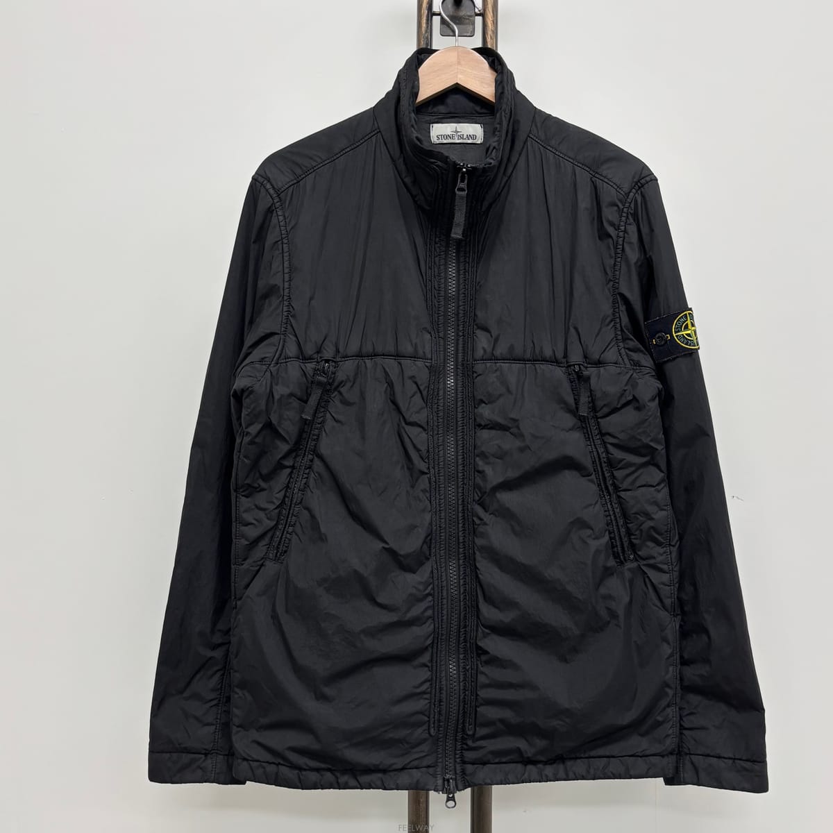 Stone Island [M]������Ϸ��� ũ��Ŭ���� �е�����[M]������Ϸ��� ũ��Ŭ���� �е�����