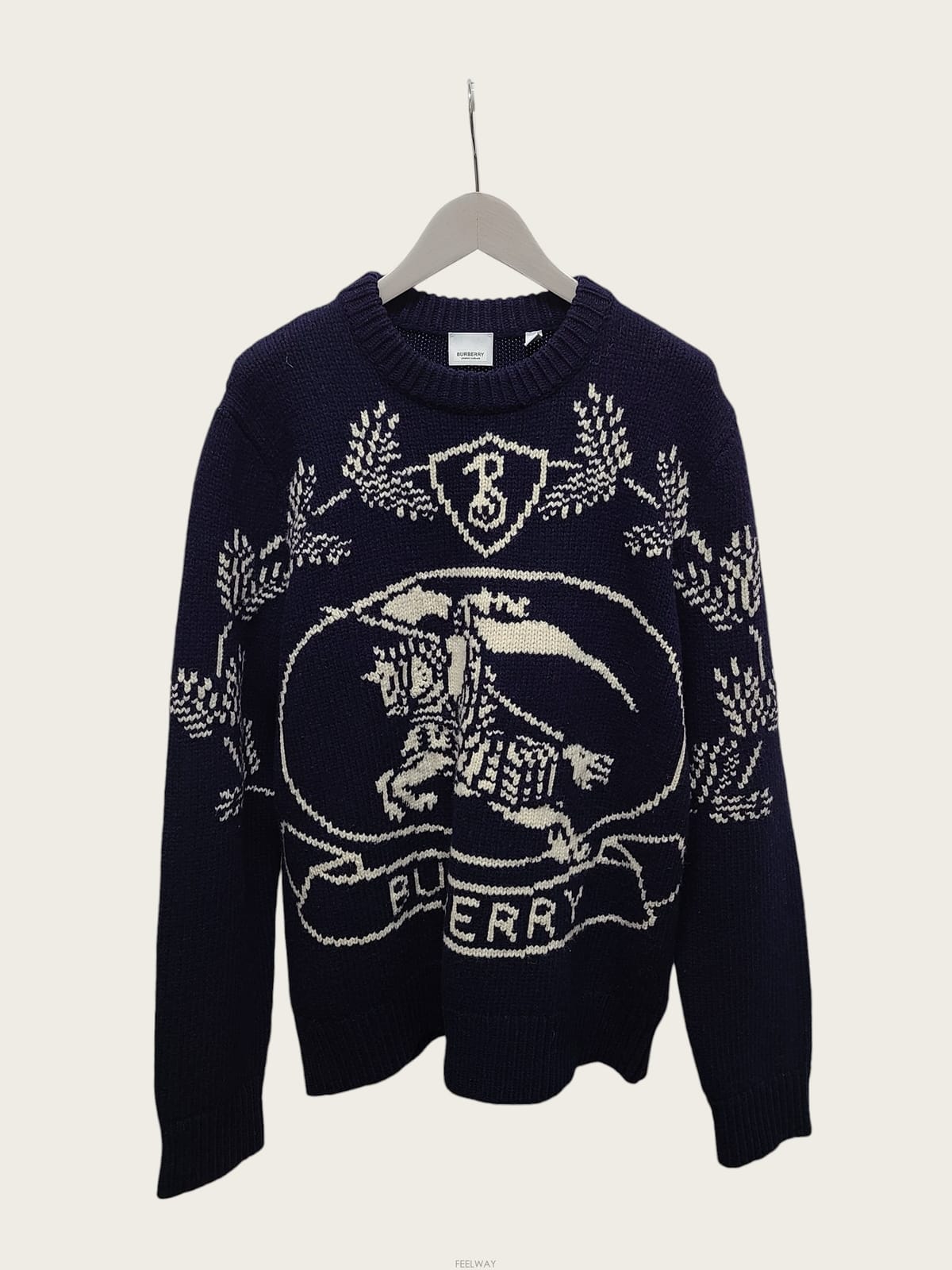 Burberry [�߰���ǰ/���̽���] M / ������ ���̺� ��ī�̺� �ΰ� ��Ÿ���þ� ����� ��Ʈ[�߰���ǰ/���̽���] M / ������ ���̺� ��ī�̺� �ΰ� ��