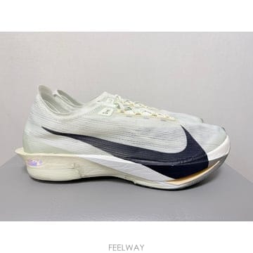 나이키 줌x 스트릭플라이2   285