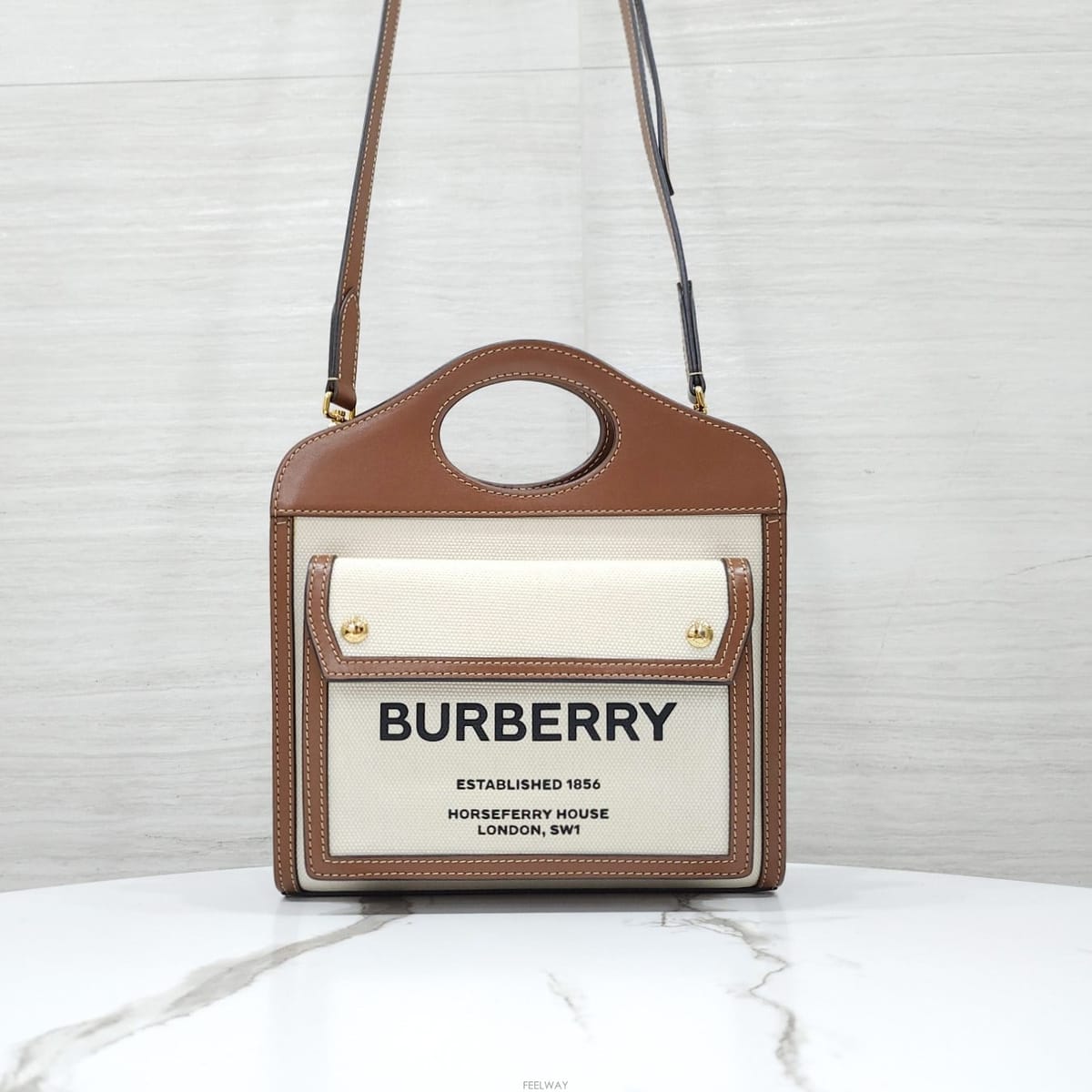 Burberry [������] ������ �̴� ���� ĵ���� ���Ϲ� ���߷� ��Ʈ���� 8039361[������] ������ �̴� ���� ĵ���� ���Ϲ� ���߷� ��Ʈ��