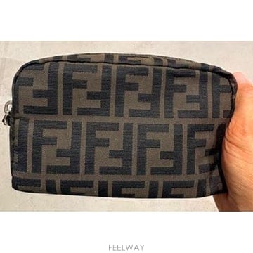 FENDI 26FW ��� Ŭ��ġ �Ŀ�ġ 8N0216B16FF1PR4 Brown26FW ��� Ŭ��ġ �Ŀ�ġ 8N0216B16FF1PR4 Brown