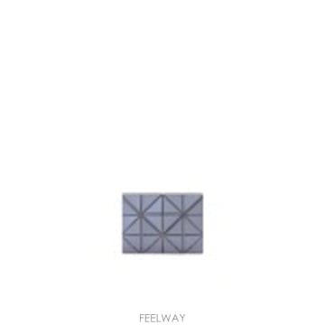 Issey Miyake 26FW �ٿ��ٿ� ���� BB68AG73110 Blue26FW �ٿ��ٿ� ���� BB68AG73110 Blue
