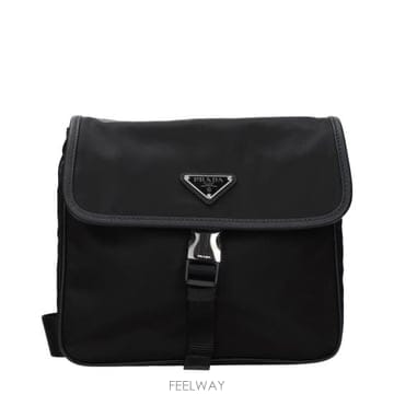 PRADA 26SS ����� �����Ϸ� ���ǾƳ� ũ�ν��� 2VD0772DMHVOOOF000226SS ����� �����Ϸ� ���ǾƳ� ũ�ν��� 2VD0772DMHVOOOF