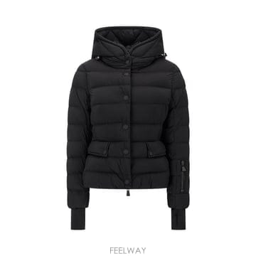 Moncler 26FW ��Ŭ���� �е� 1A00032539X6 999 Black26FW ��Ŭ���� �е� 1A00032539X6 999 Black