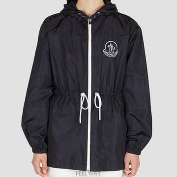 Moncler ��Ŭ���� Veirade ���̶�� ��ο콺Ʈ�� �ĵ� ���� ���̺� 1A00123 539ZD 778��Ŭ���� Veirade ���̶�� ��ο콺Ʈ�� �ĵ� ���� ����