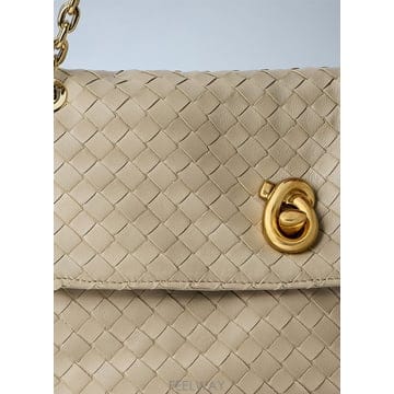 Bottega Veneta 26 F/W ���װ� ����Ÿ MADISON ��� �� 876648 V6J B011252342726 F/W ���װ� ����Ÿ MADISON ��� �� 876648 V6J B01125