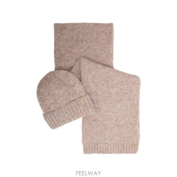 26 FW 바버 에미 비니 앤 스카프 세트 LGS0106BE31 TP460451520