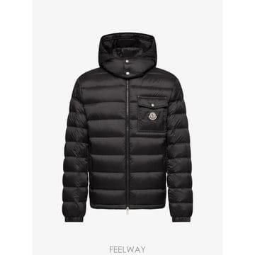 Moncler 26 FW ��Ŭ���� ������ ���� �ĵ� ��Ŷ L20911A00004599Q0 TP45524628426 FW ��Ŭ���� ������ ���� �ĵ� ��Ŷ L20911A00004599Q0