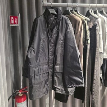발렌시아가 나일론 옥스포드 남성 파카 814143 T0004