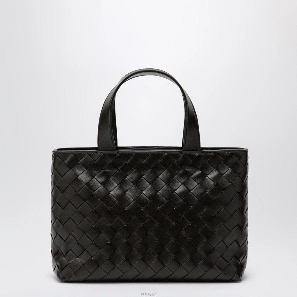 Bottega Veneta 26 F/W ���װ� ����Ÿ FONDANT ���׸�ġ���� �̴� ��Ʈ�� �� B005252691126 F/W ���װ� ����Ÿ FONDANT ���׸�ġ���� �̴� ��Ʈ�� 