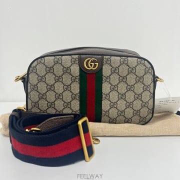 GUCCI ���� ������ ���ǵ�� �� ���� ��� ũ�ν��� 752591���� ������ ���ǵ�� �� ���� ��� ũ�ν��� 752591