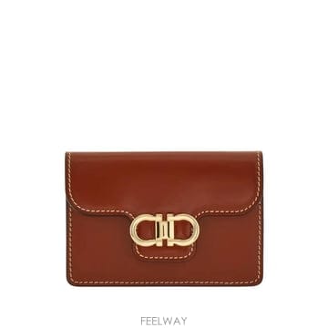 Ferragamo ���Ϲ�� ��󰡸� ��ġ�� ī��Ȧ�����Ϲ�� ��󰡸� ��ġ�� ī��Ȧ��