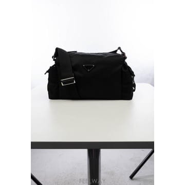 PRADA 26FW ����� �ͽ��÷ξ� �����Ϸ� �� ���� ũ�ν� ����� 2VH206VOOO2DW3 F0002 Nero26FW ����� �ͽ��÷ξ� �����Ϸ� �� ���� ũ�ν� ����� 