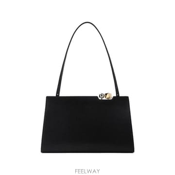 Jacquemus 26FW ��ũ���� ��Ʈ�� BAW00452AC03C09 990 BLACK26FW ��ũ���� ��Ʈ�� BAW00452AC03C09 990 BLACK